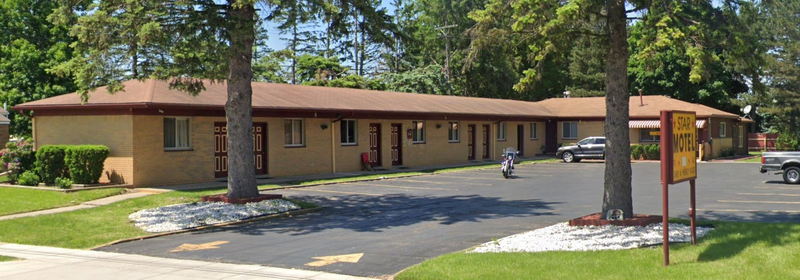 Star Motel (Strohs Motel) - Street View (newer photo)